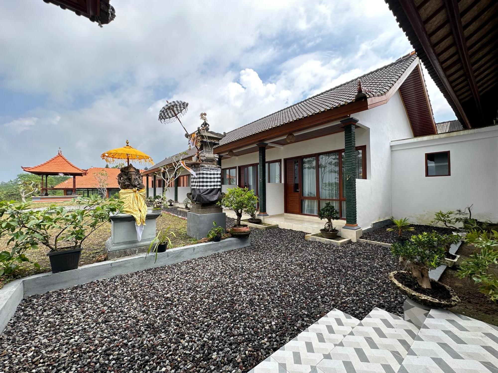 Bali Basuki Retreat Center Appartement Besakih Buitenkant foto
