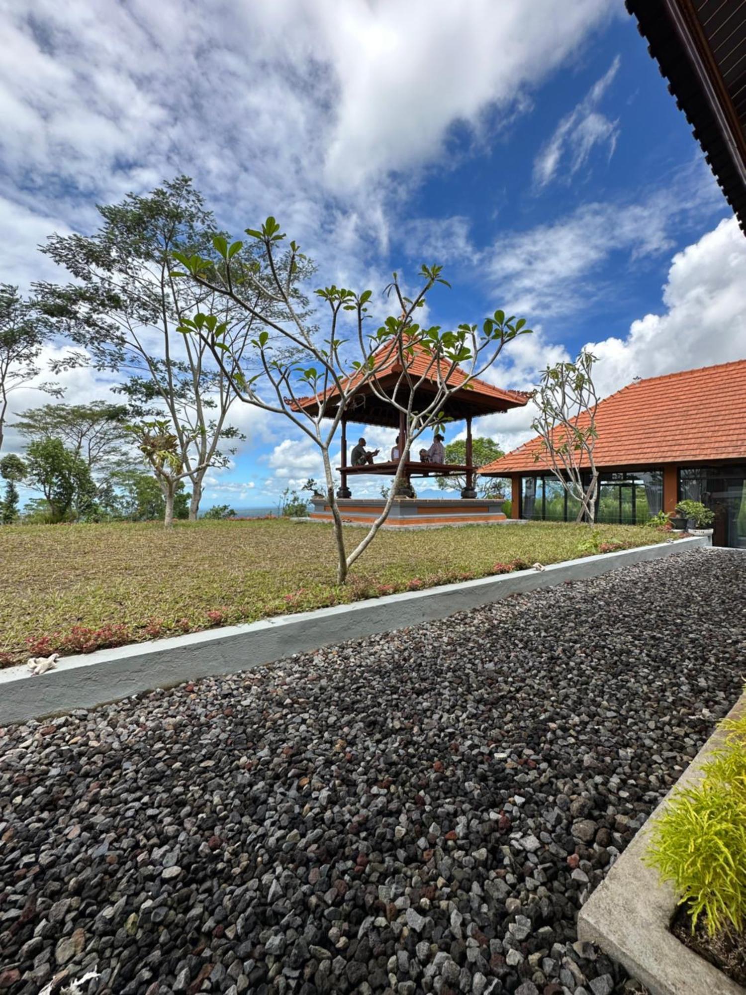 Bali Basuki Retreat Center Appartement Besakih Buitenkant foto