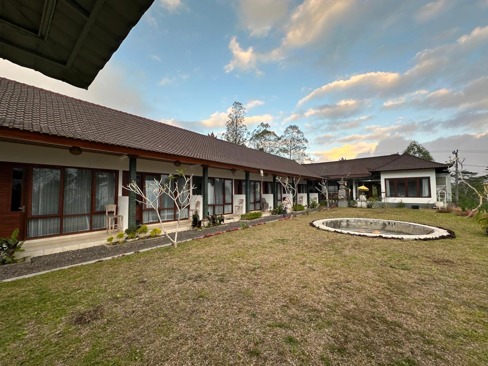 Bali Basuki Retreat Center Appartement Besakih Buitenkant foto